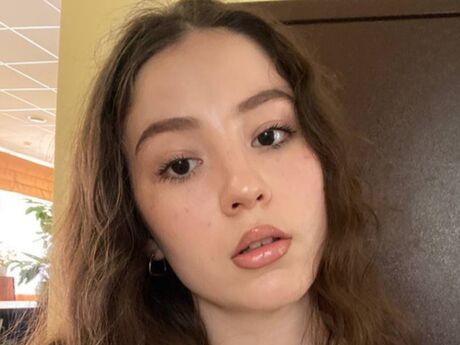Chat with JulyLarain