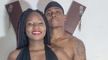 IssaAndCris webcam show