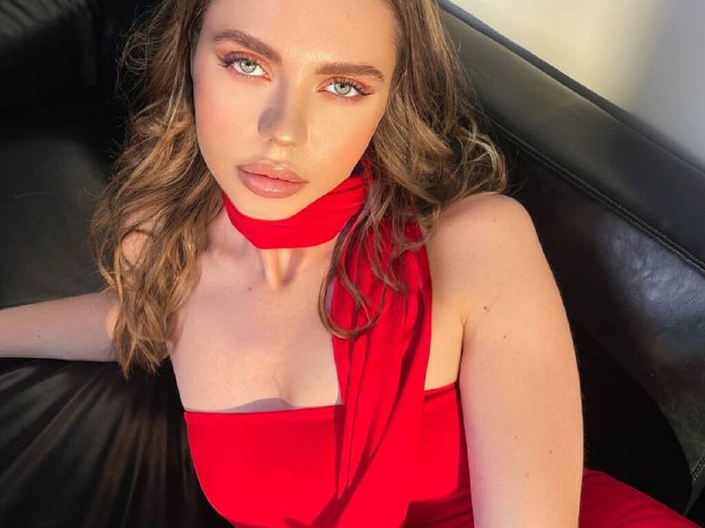 TessaAdorable Nude