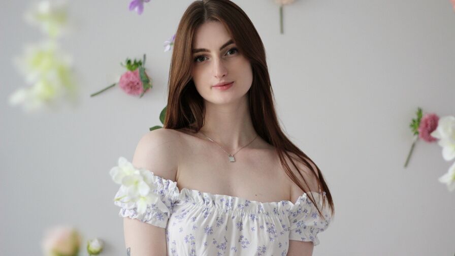 Join DaniaHollf’s Live Webcam Show