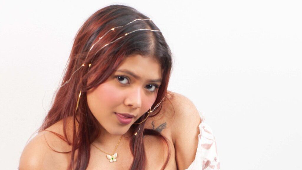 AliceClarck live cam model at LiveJasmin