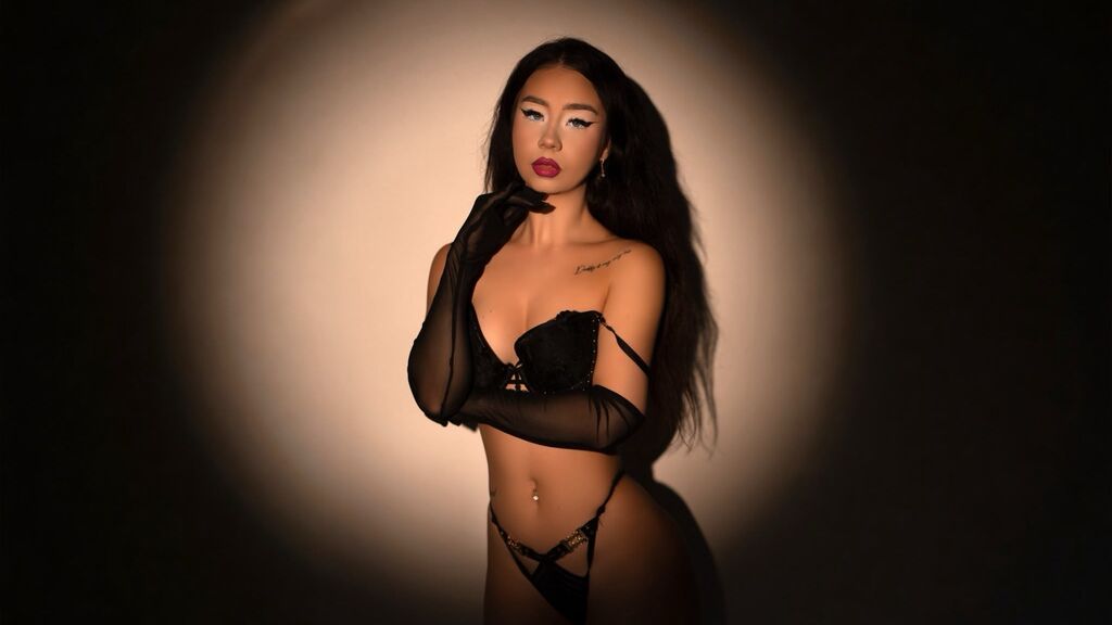 Live Chat with EdenBright on LiveJasmin