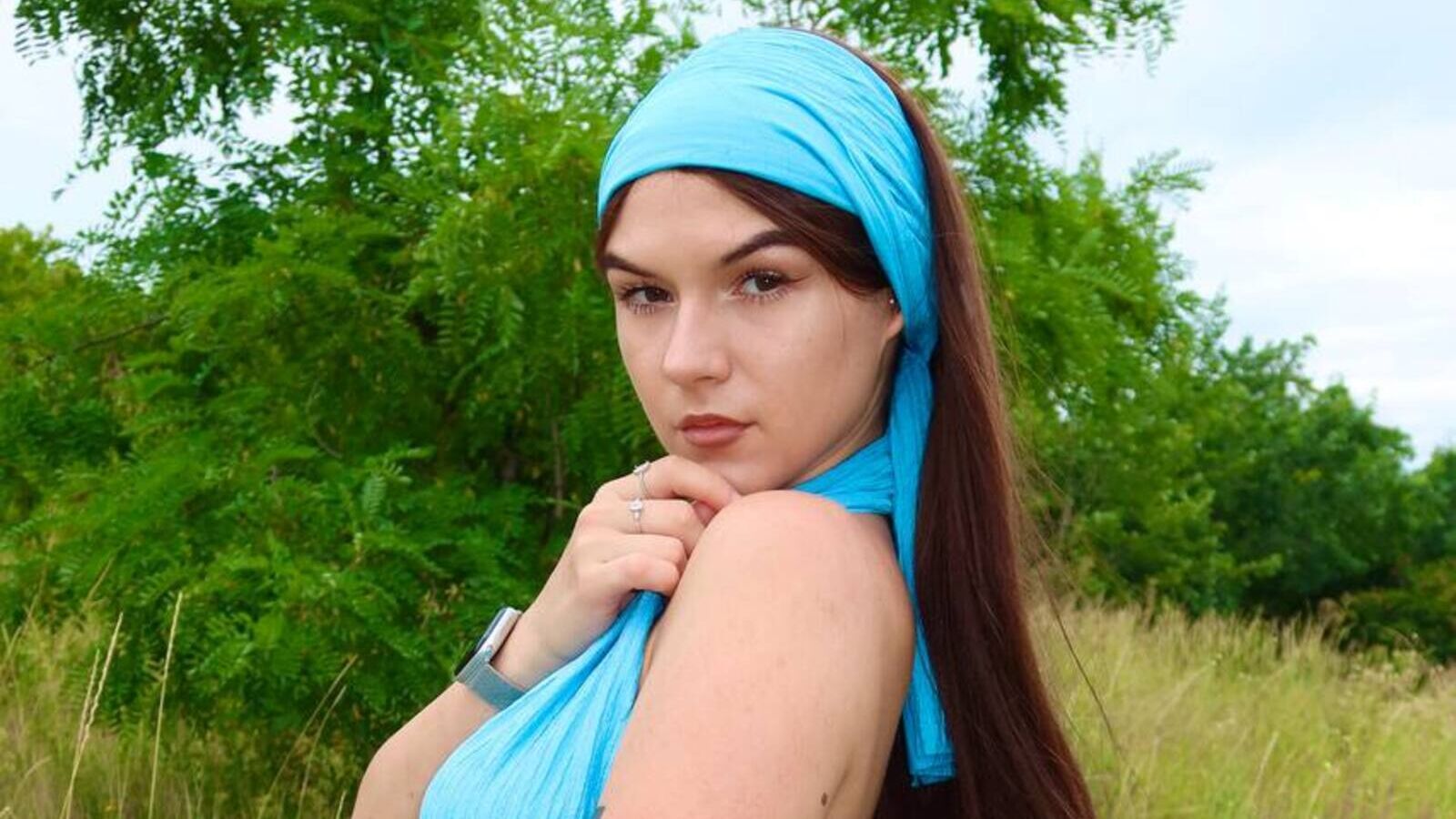 LunaDjein glamour portrait