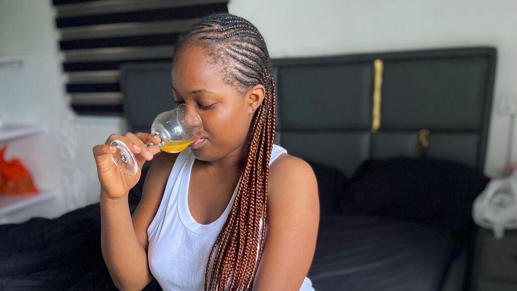 AriyzaFlame's profile from Jasmin at GirlsOfJasmin'