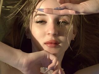 KianaWhite