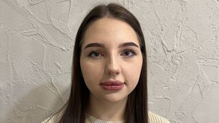 Free Nude DanielaCrystal