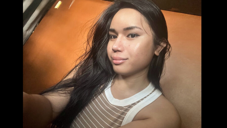 Watch SeferinaConsani live on E-Chat
