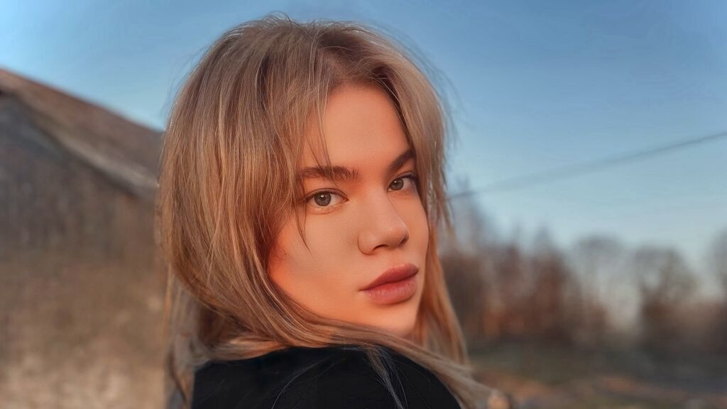 NylaReven's profile from Jasmin at GirlsOfJasmin'