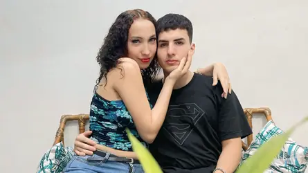 KarinaAndJeremy Chatraum