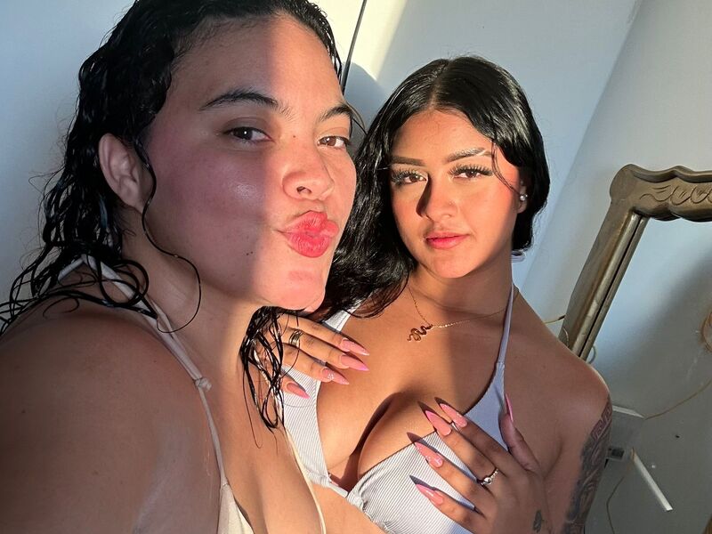 Live cam with AnyandLanha