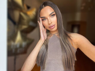 live chat room ArielGarcia
