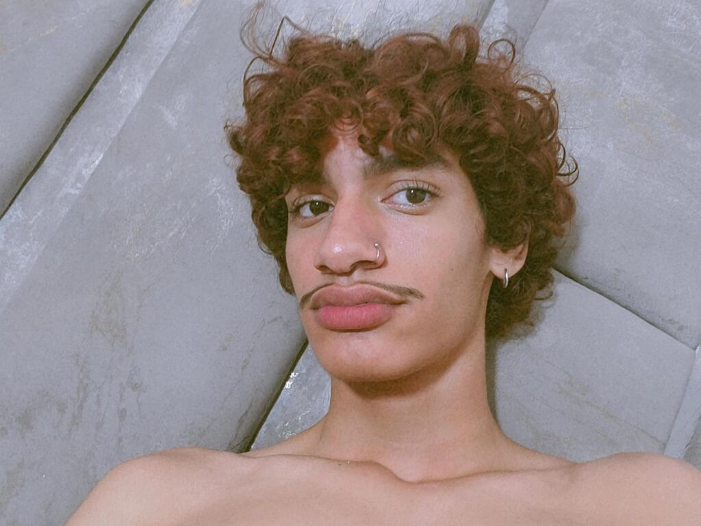 PeterDemian Nude