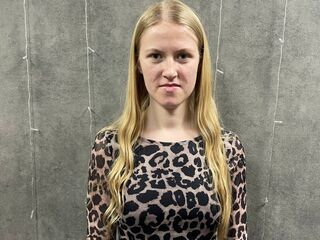 AliciaHars Porn Show