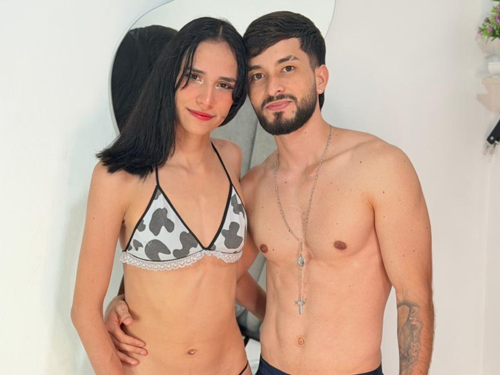 Live cam for EmmiAndLiam