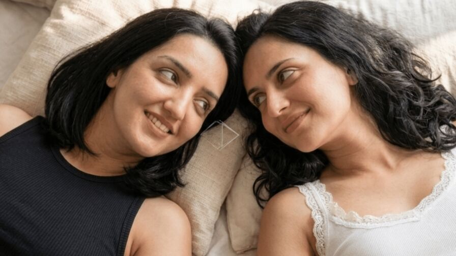 Watch ClaraAndLucy live on Live Cams