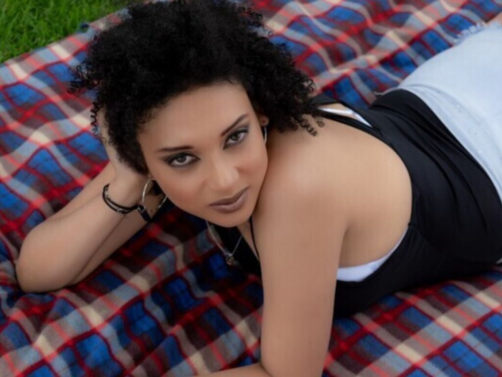 Violettamorrison LiveJasmin webcam model photo
