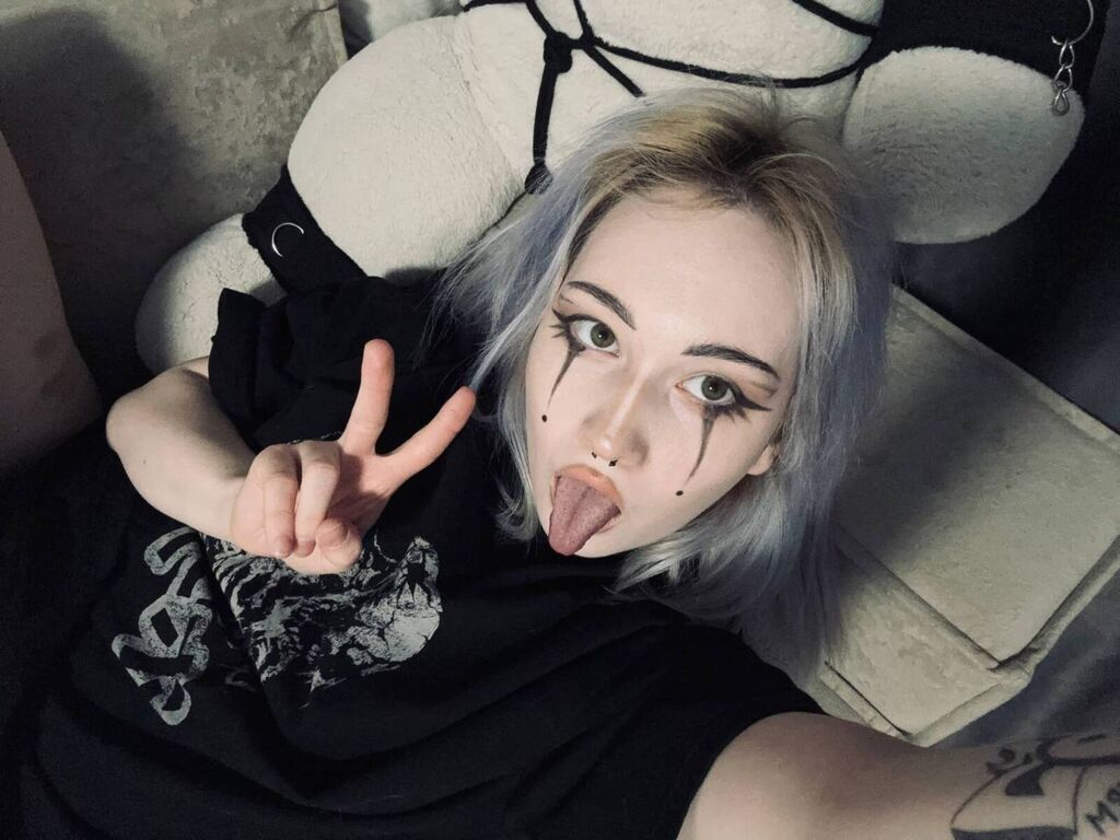 IleneDrones – webcam model profile photo