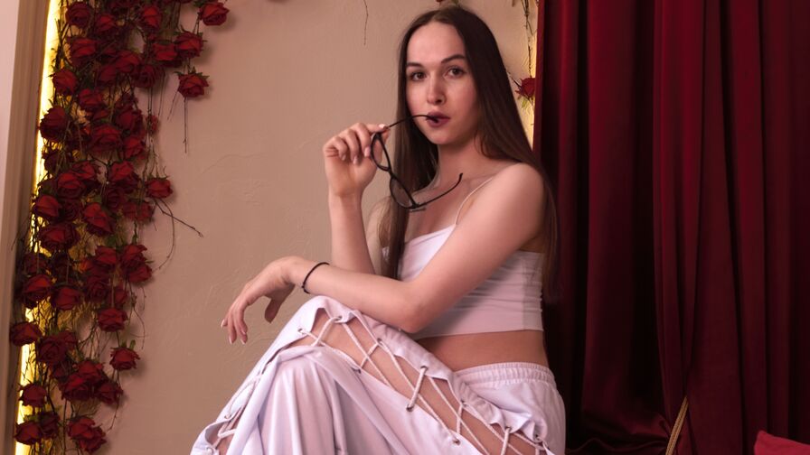 KatyCarrington's Premium Pictures and Videos
