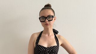 Kostenlos Nackt WildaGrooms