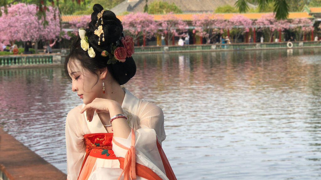 ligaoli's profile from Jasmin at GirlsOfJasmin'