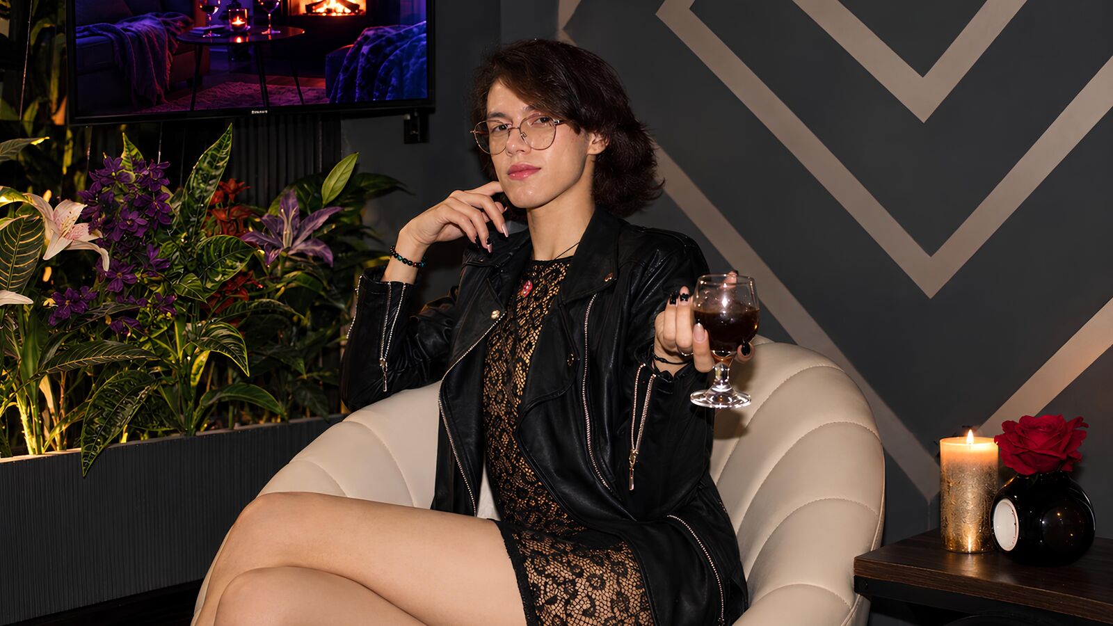 JawiYaime erotic portrait