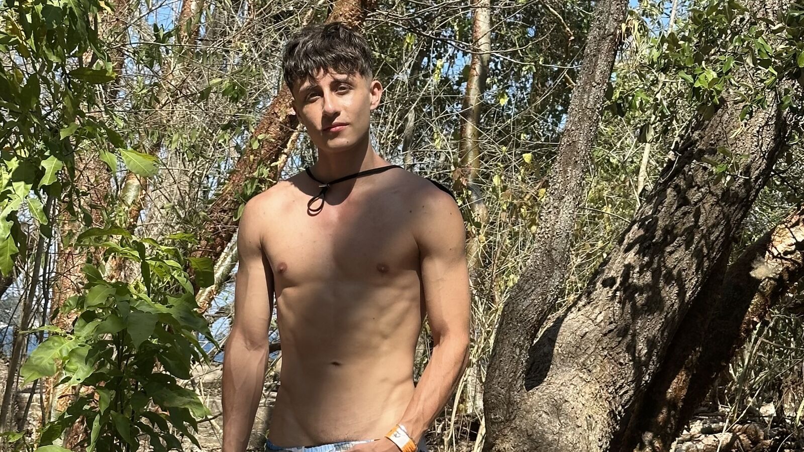 JoseloEvan erotic portrait