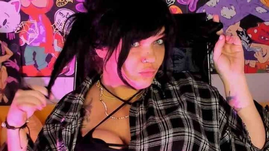Chat with MaryHarrys live on AsianCamModels.com