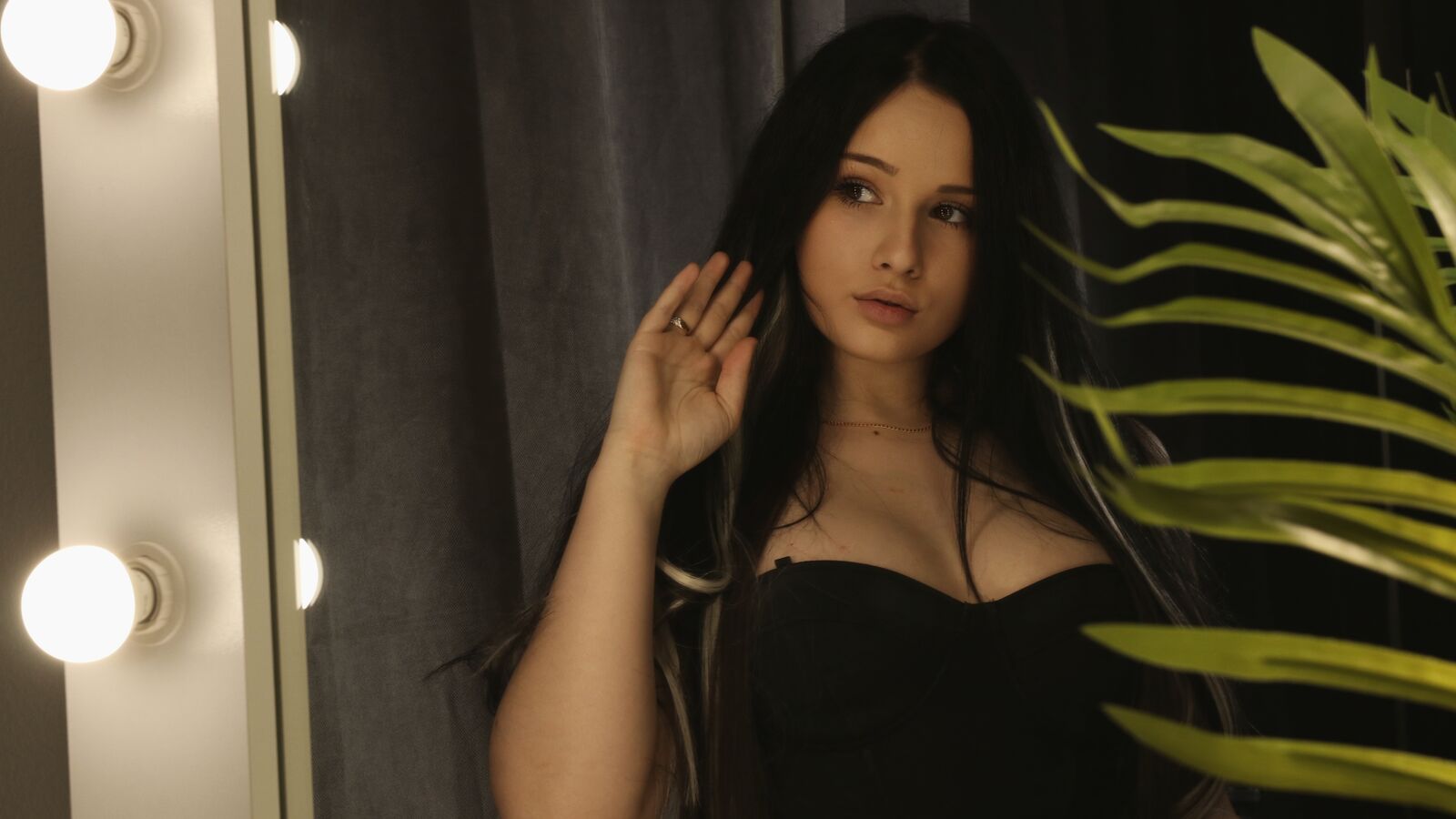AmeliaRiviera glamour portrait