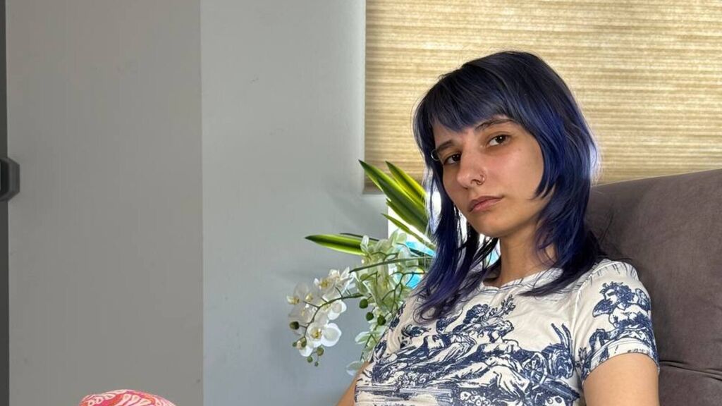 NiaGrotz's profile from Jasmin at GirlsOfJasmin'