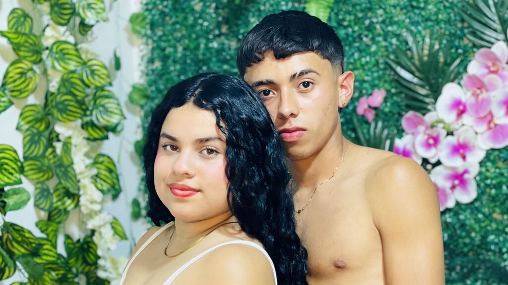 LunaAndZayn Live Chat on LiveJasmin