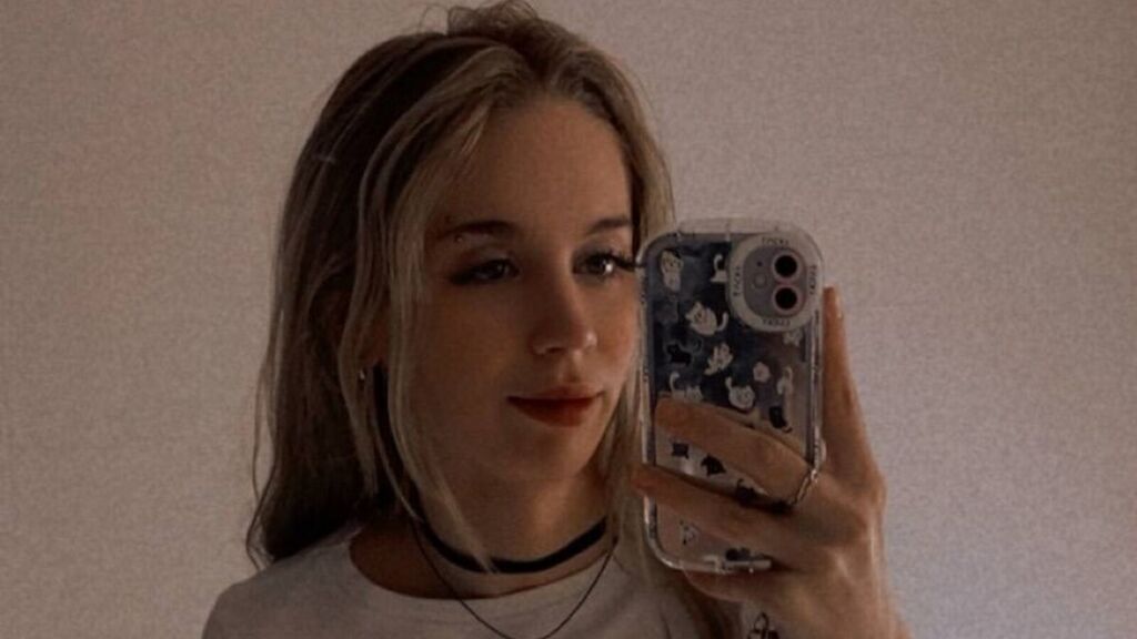 AliceWoody