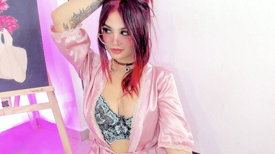 Join ValerySwam’s Live Webcam Show
