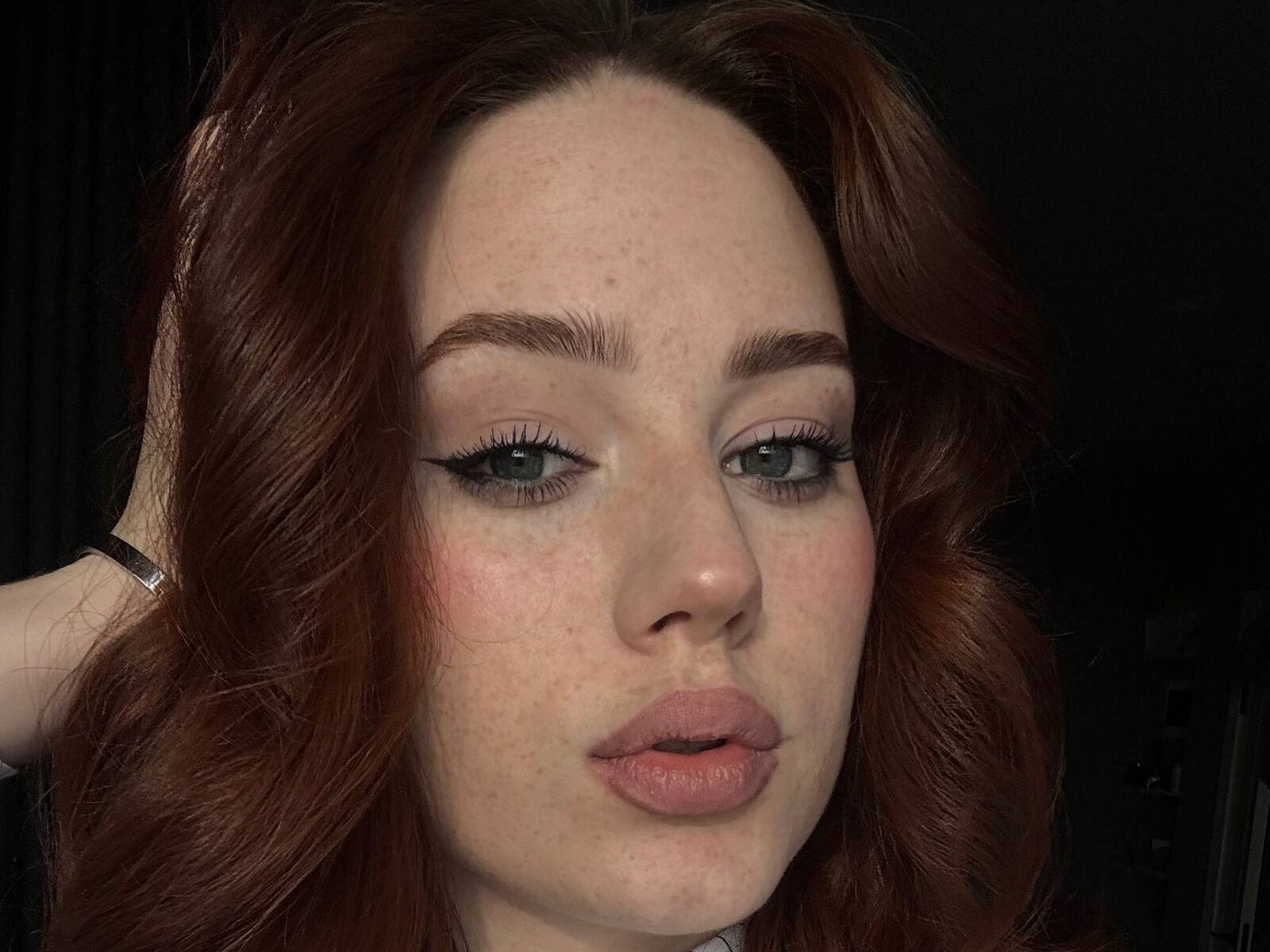 Live cam for StacyWats