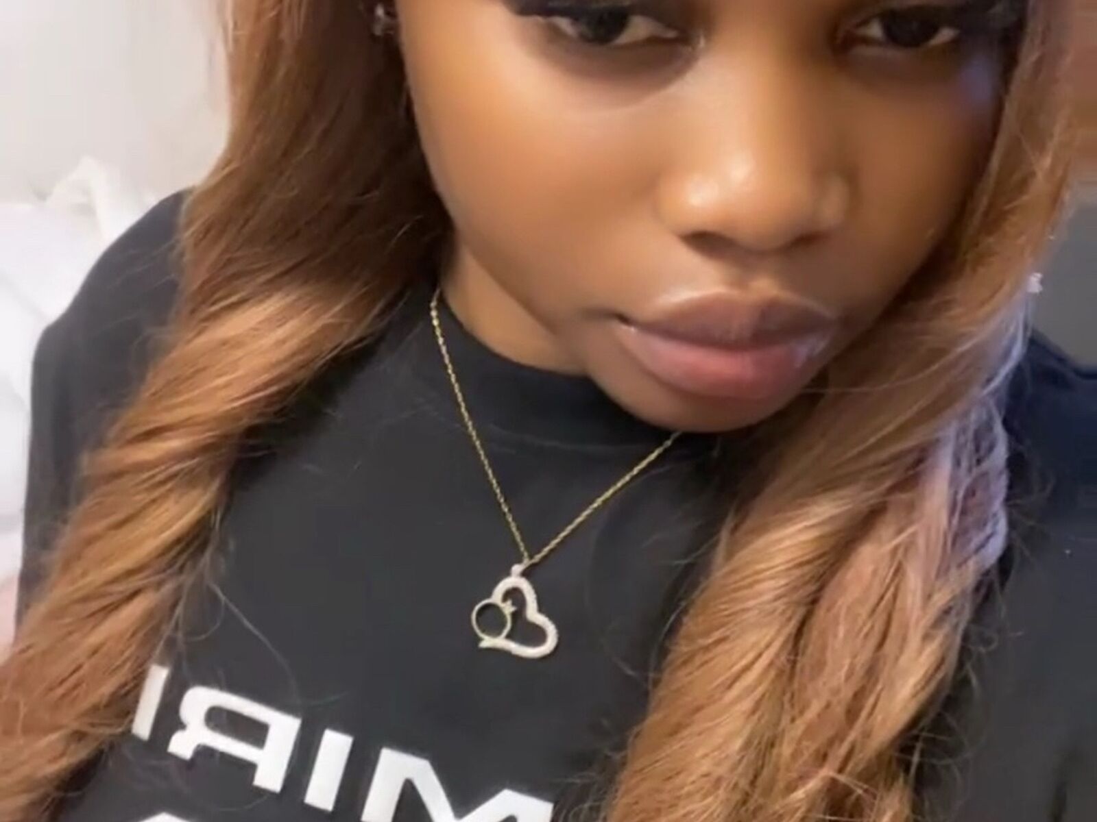 Live cam for LanaTessy