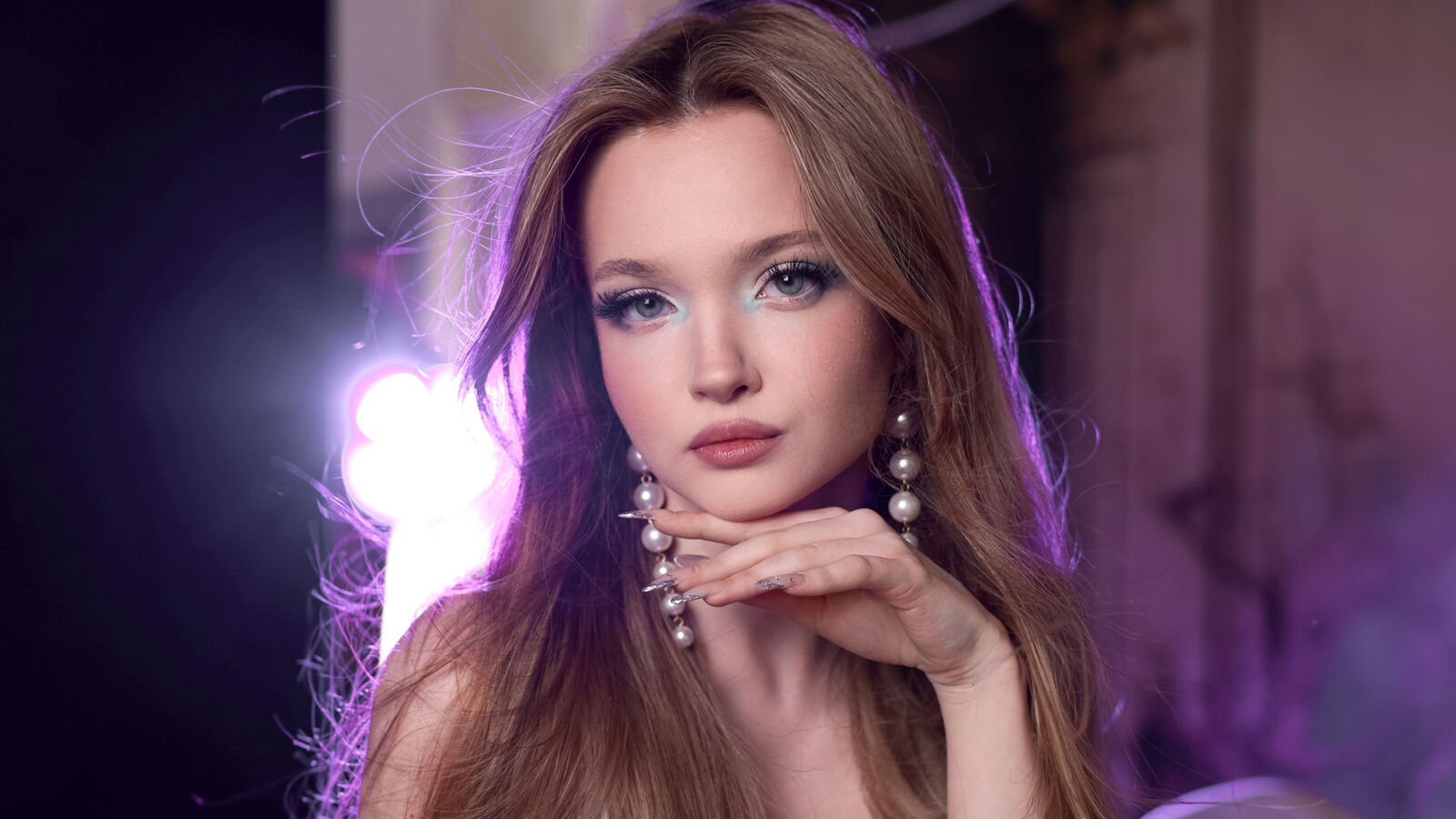 FionaPriestley glamour portrait