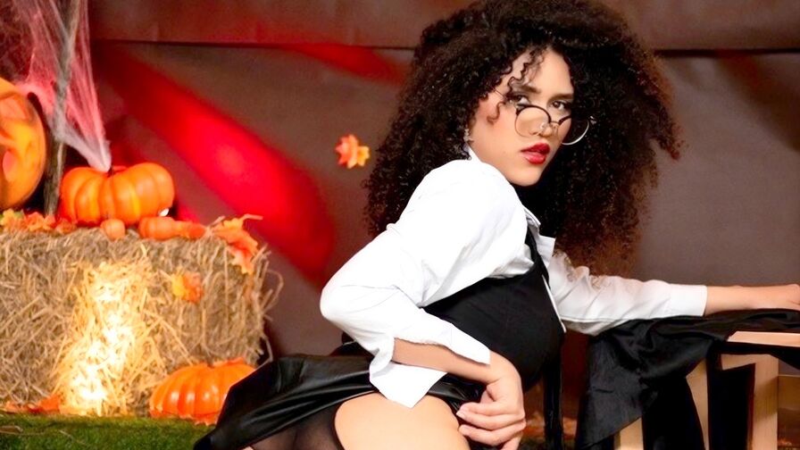 Watch LilithAdams live on jobsporn.net