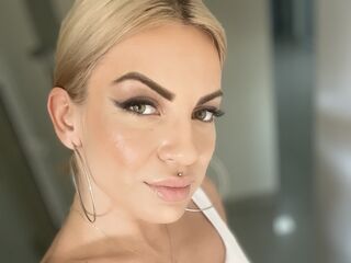 AliceVonLuxury Live mature webcams