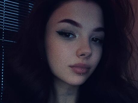 Chat with VioletteBlaser