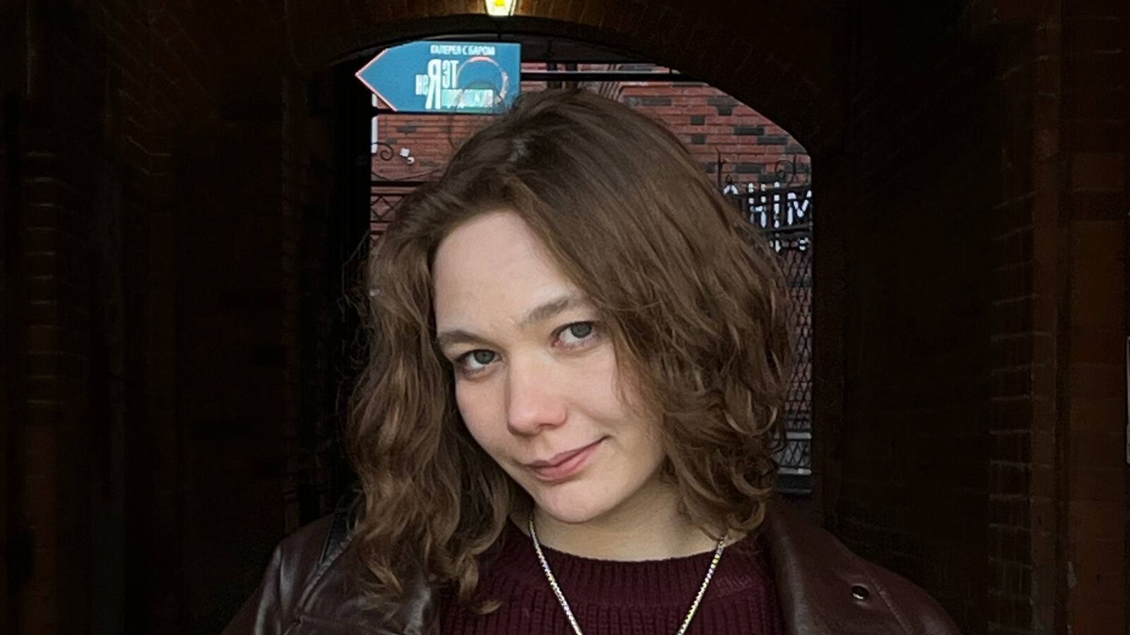 NishEva glamour portrait
