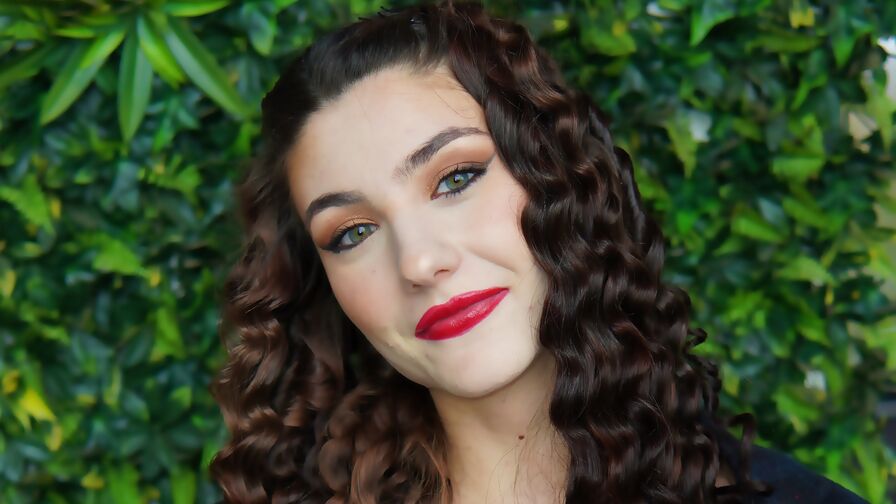 HannahReynoldss's live cam