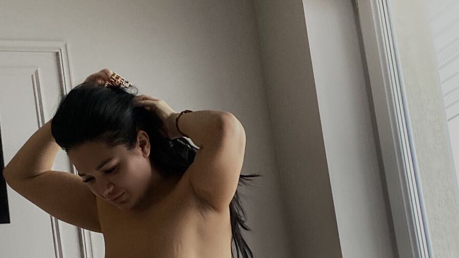 Live Sex Chat with IvoryKaya