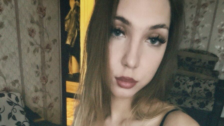 LeannHonnerlaw's Live Nude Chat