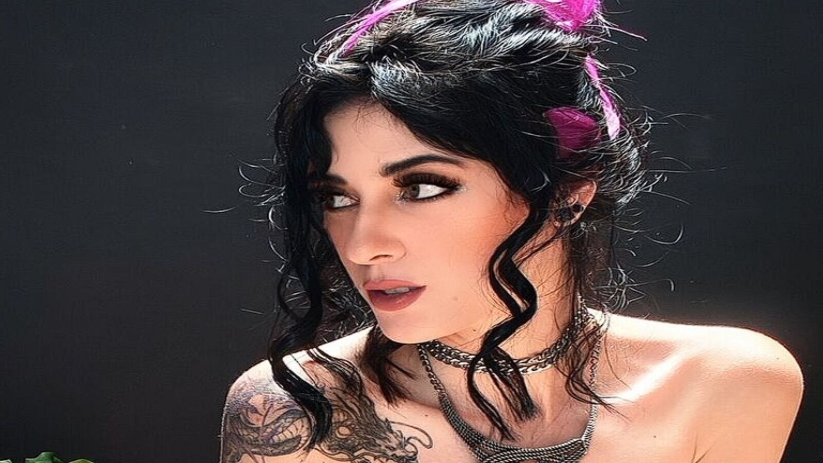 Missameliacblack glamour portrait