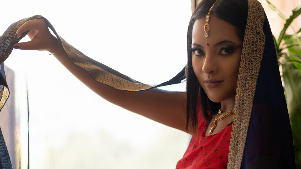 AnoukChopra live cam model at LiveJasmin