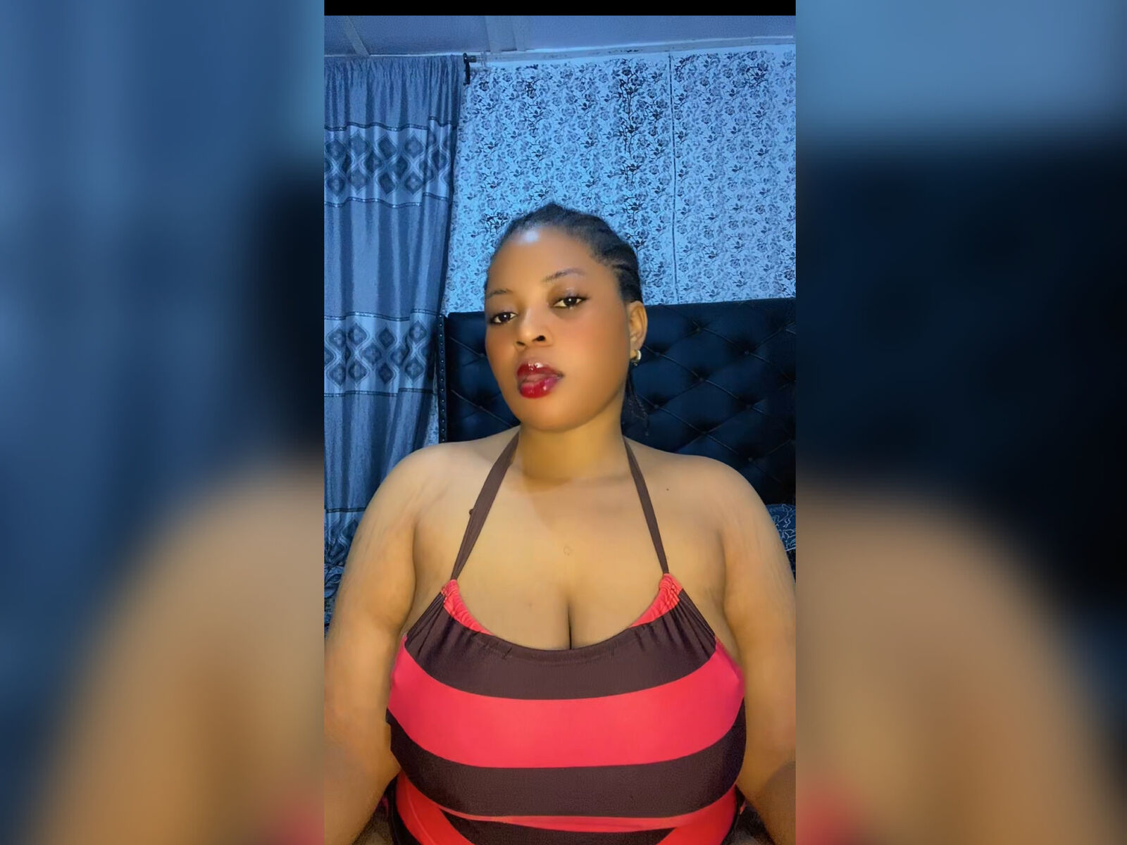 Live cam for NatashaNelly