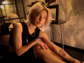 live porno chat AlysiaBennet