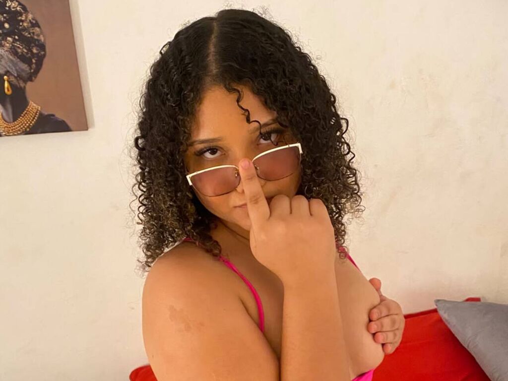 SalomeJones — modelo de webcam en línea en livejasmin