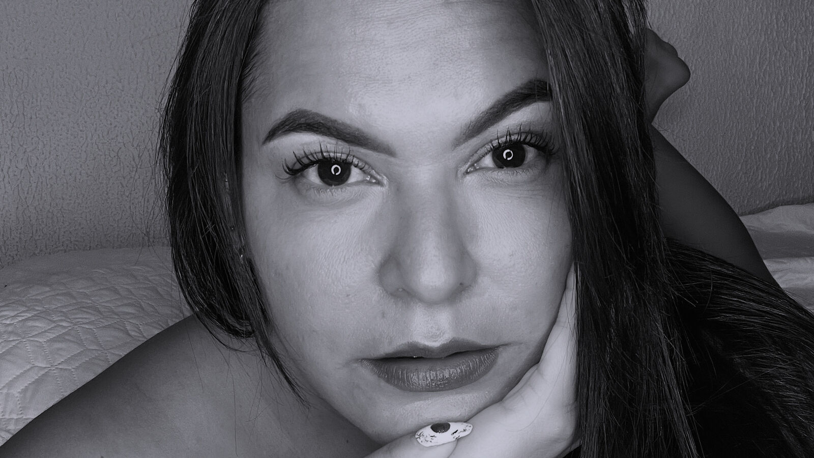 NathaliaDiamond erotic portrait