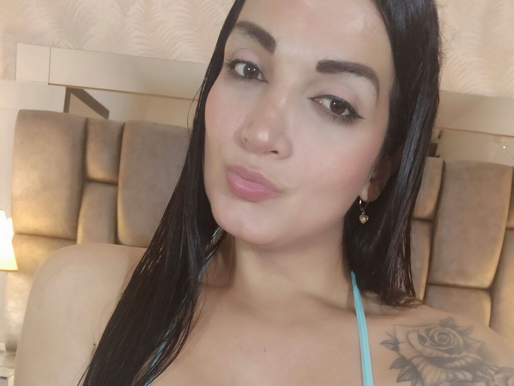 AndreinaZan LiveJasmin transgender Cam2Cam profile