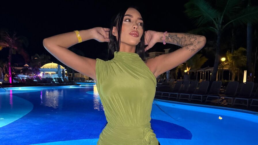 Join IvannaEstrada’s Live Webcam Show
